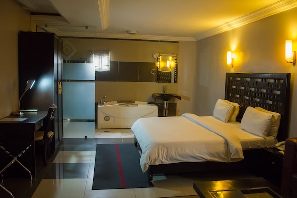 OASIS HOTEL01
