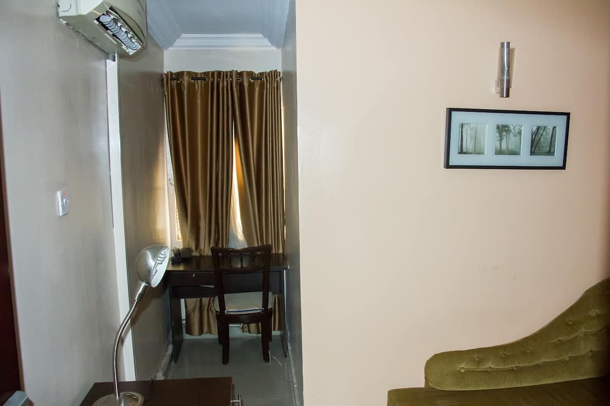 OASIS HOTEL15
