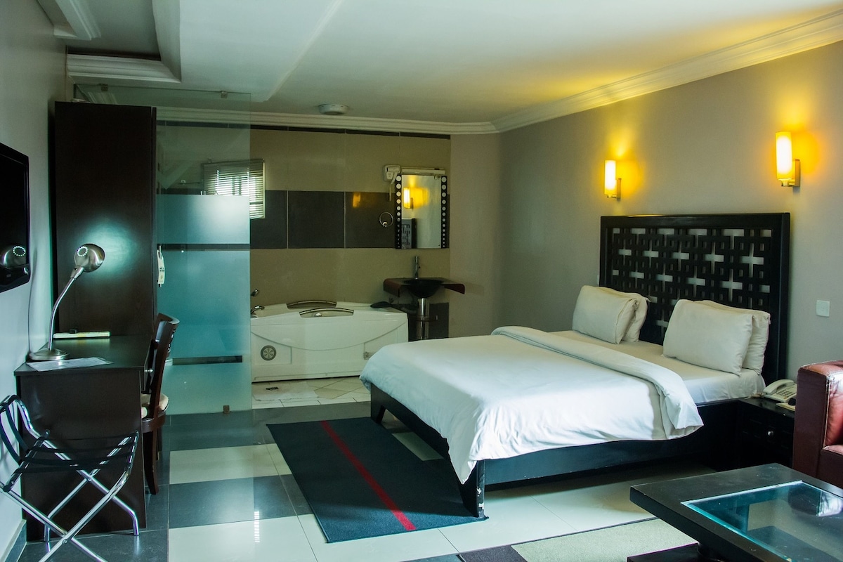OASIS HOTEL30