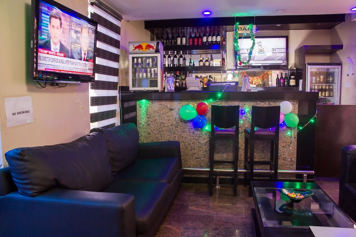 OASIS HOTEL48